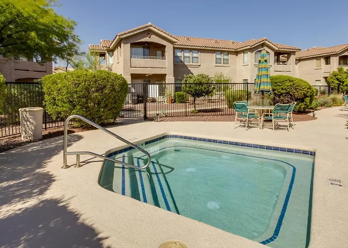 Holiday home W/ Desert & Mountain Views! *