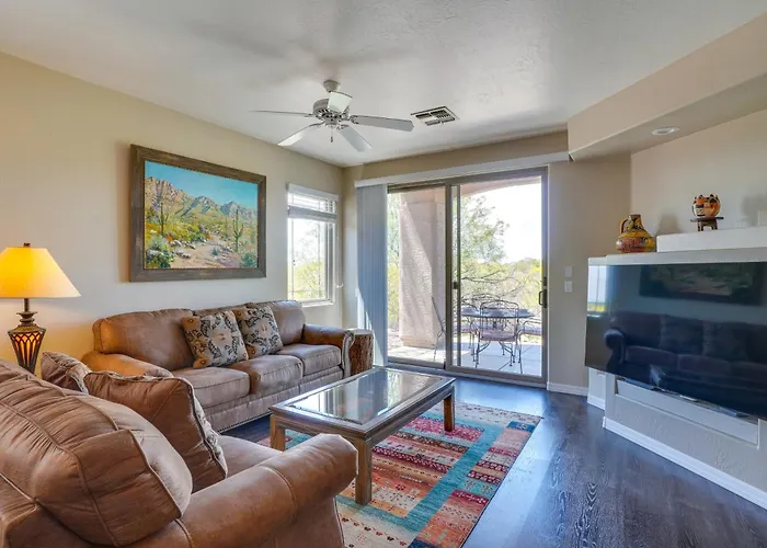 W/ Desert & Mountain Views! Holiday home Oro Valley